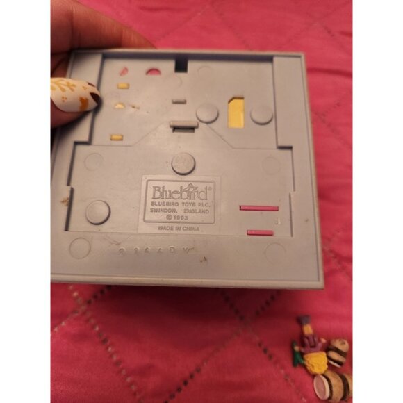 1993 Polly Pocket Pollyville Vintage Lot Pet Shop Bluebird Playset - Picture 5 of 6